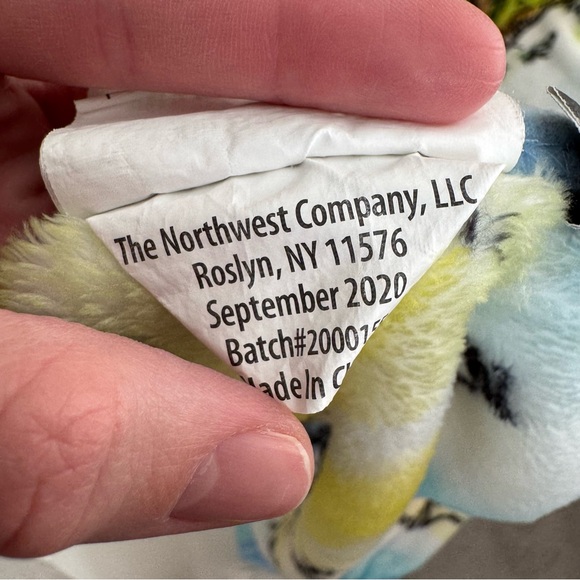 Disney Winnie The Pooh Bear & Friends Throw Blanket - Picture 7 of 8